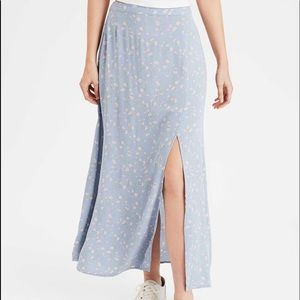 American Eagle High Waisted Floral Slit Skirt EUC